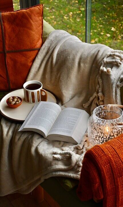 How to Create a Cozy and Inviting Reading Nook at Home